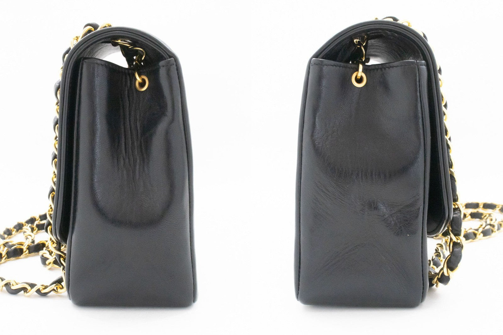 Chanel Vintage Chain Curved Flap Quilted Leather Black Leather Shoulder Bag Bag (Pre-Owned)