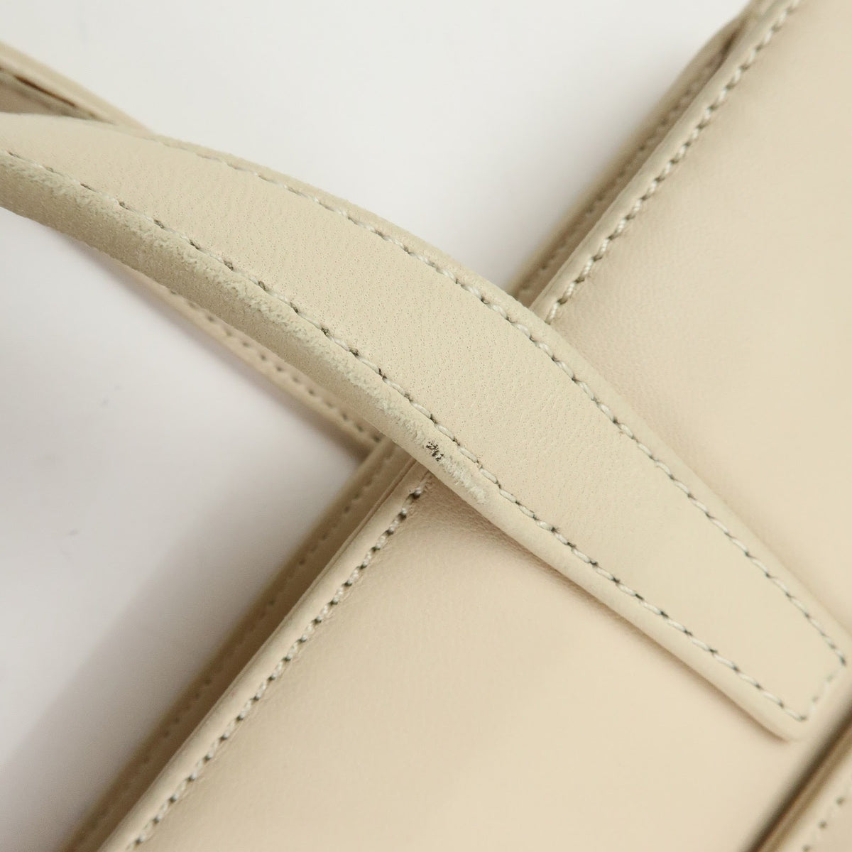 Loewe Anagram Leather Beige Leather Tote Bag Bag (Pre-Owned)