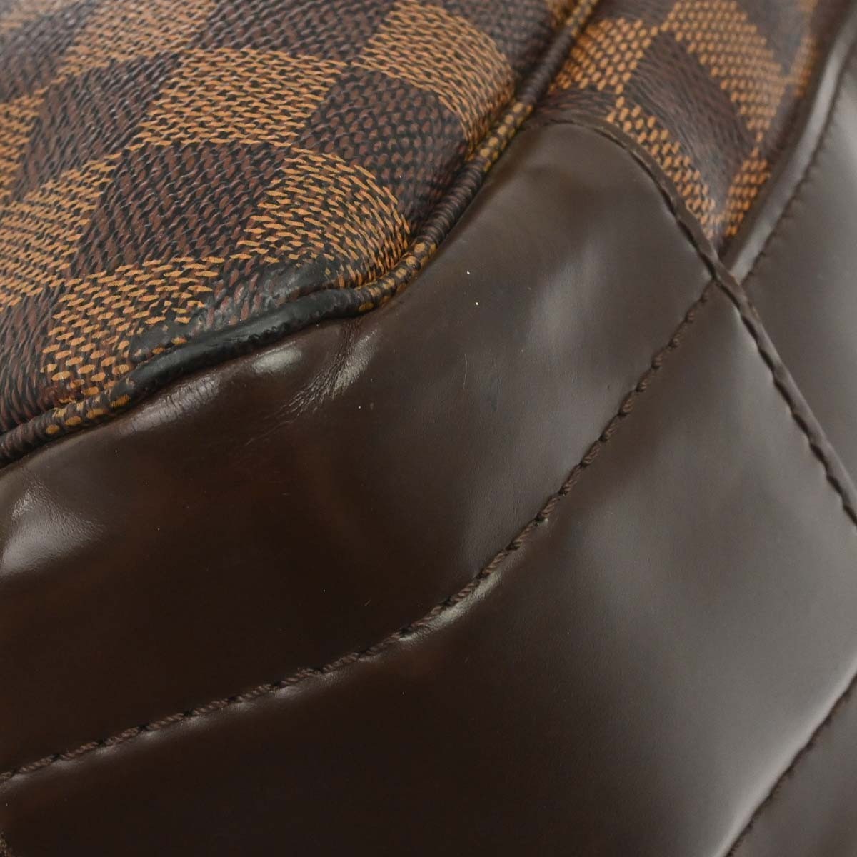 Louis Vuitton Bastille Damier Brown Canvas Shoulder Bag Bag (Pre-Owned)