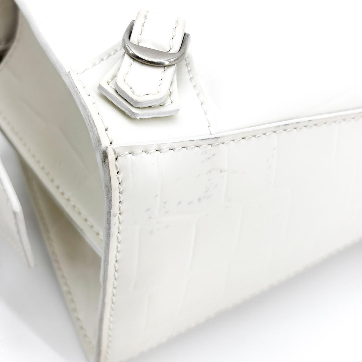 Balenciaga Neo Classic City Leather White Leather Handbag (Pre-Owned)