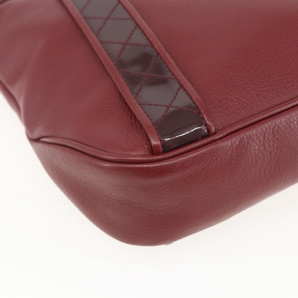 Burberry Vintage Leather Red Leather Shoulder Bag Bag (Pre-Owned)