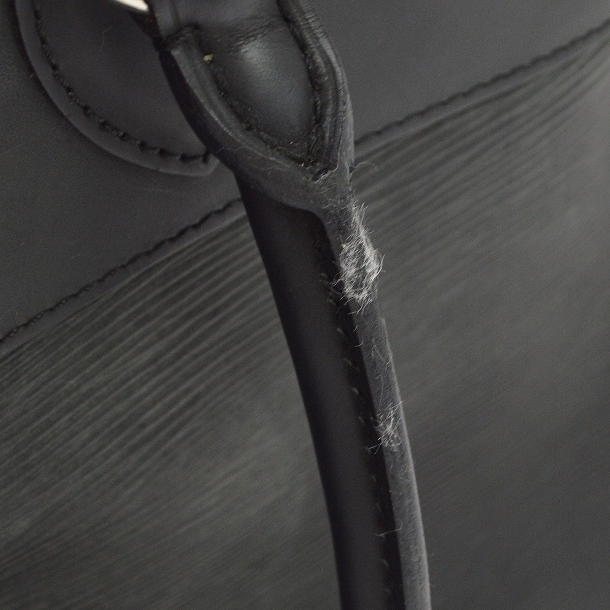 Louis Vuitton Passy Epi Leather Black Leather Tote Bag Bag (Pre-Owned)