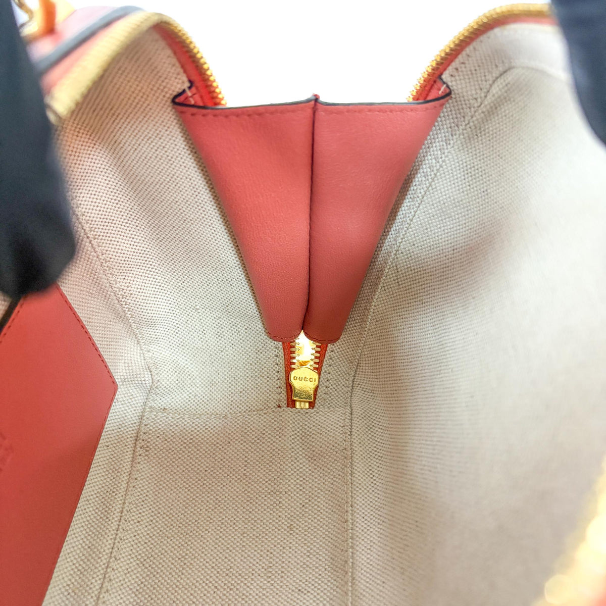 Gucci Blondie Nm Top Handle Leather Pink Leather Handbag (Pre-Owned)