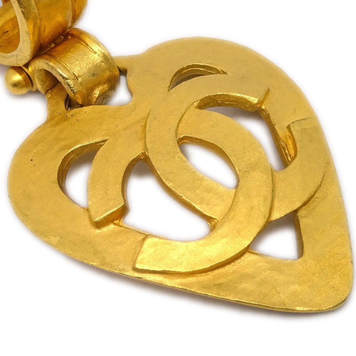 Chanel Vintage Cc Heart Cut Out Drop Clip-On Metal Gold Gold_Plated Earrings Jewelry (Pre-Owned)