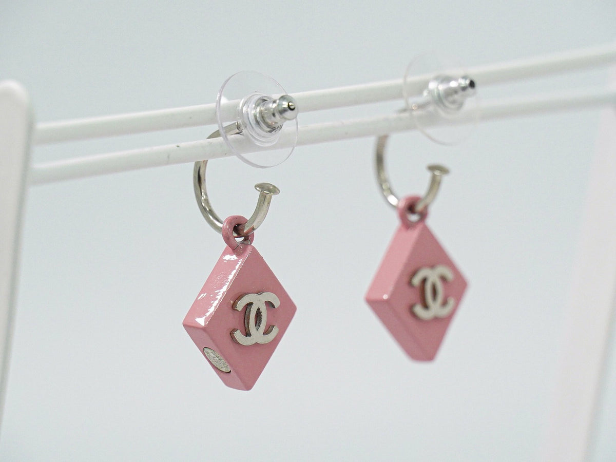 Chanel Vintage Cc Square Drop Metal With Enamel And Lace Silver Metal Earrings Jewelry (Pre-Owned)