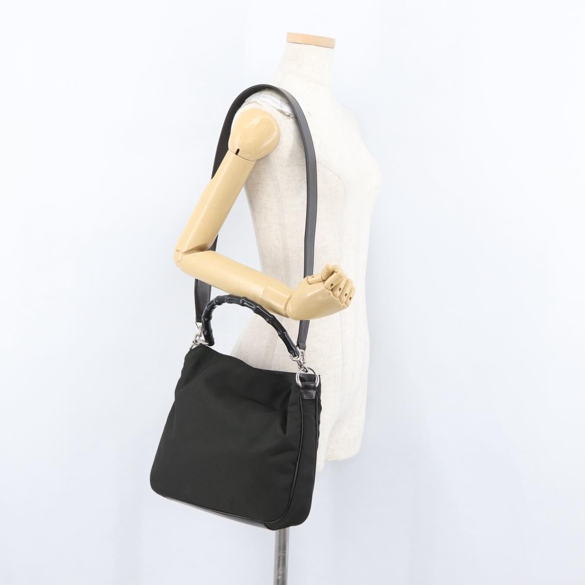 Gucci Vintage Bamboo Handle Nylon Black Nylon Handbag (Pre-Owned)