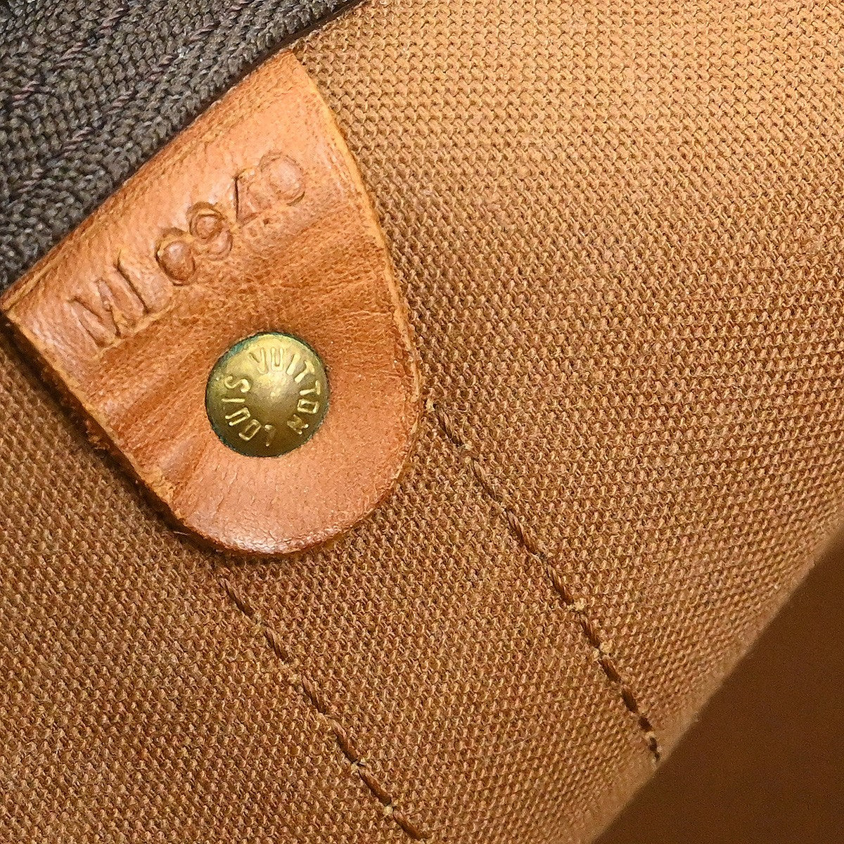 Louis Vuitton Keepall Monogram Canvas Brown Canvas Travel Bag Bag (Pre-Owned)