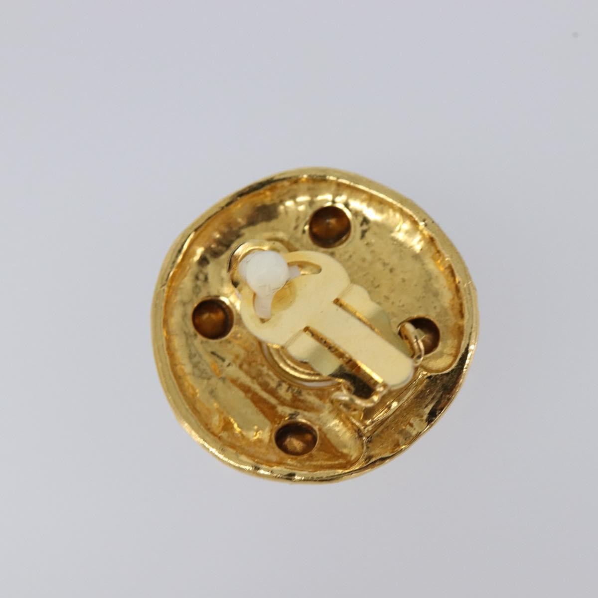 Chanel Vintage Round Clip-On Metal With Faux Pearl Gold Metal Earrings Jewelry (Pre-Owned)