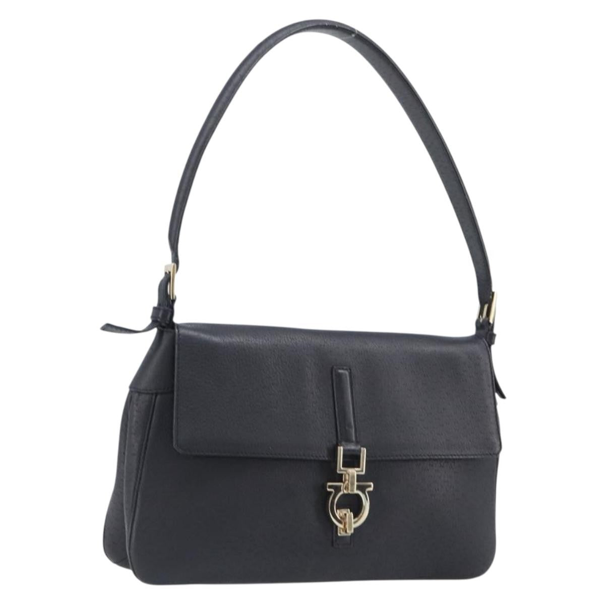 Salvatore Ferragamo Gancini Leather Black Leather Shoulder Bag Bag (Pre-Owned)