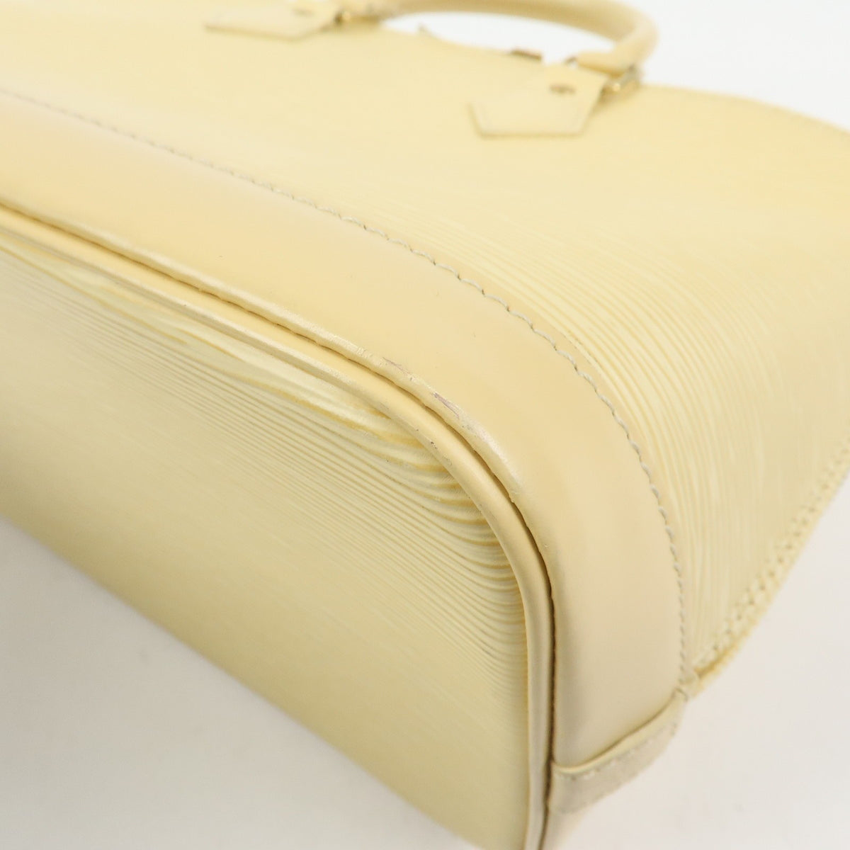 Louis Vuitton Alma Epi Leather Yellow Leather Handbag (Pre-Owned)