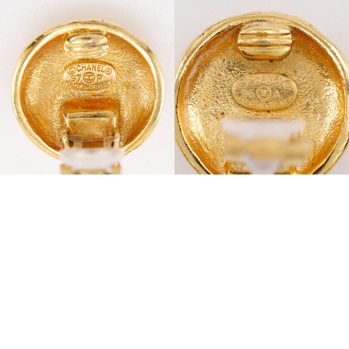 Chanel Vintage Cc Clip-On Metal Gold Gold_Plated Earrings Jewelry (Pre-Owned)
