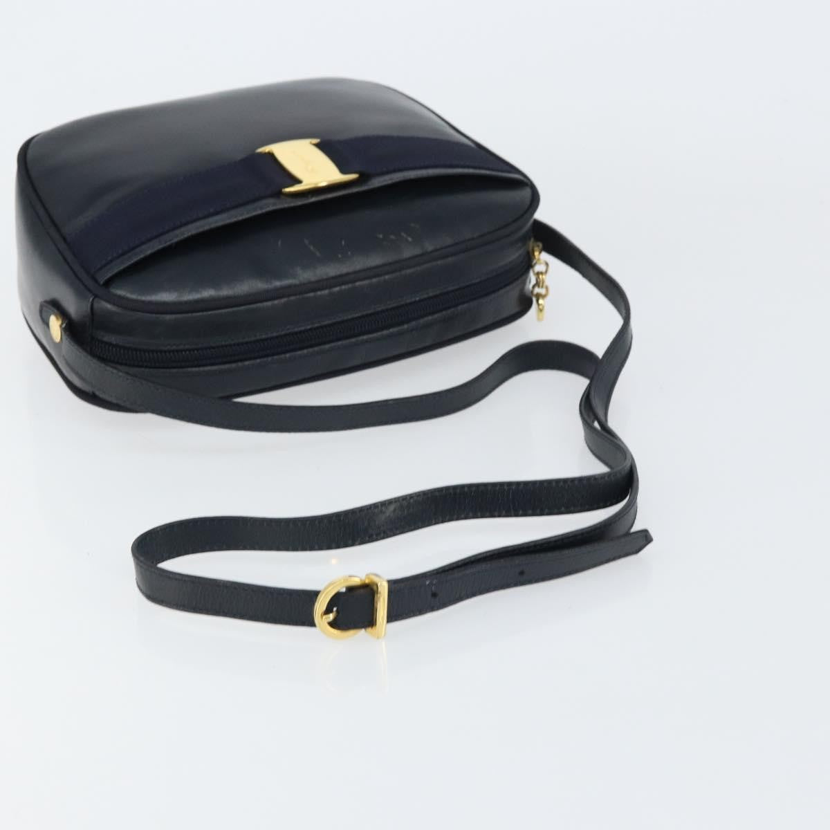 Salvatore Ferragamo Vala Leather Navy Leather Shoulder Bag Bag (Pre-Owned)