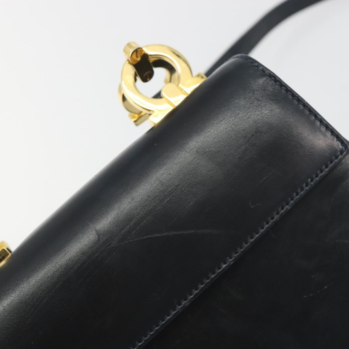 Salvatore Ferragamo Gancini Leather Black Leather Shoulder Bag Bag (Pre-Owned)