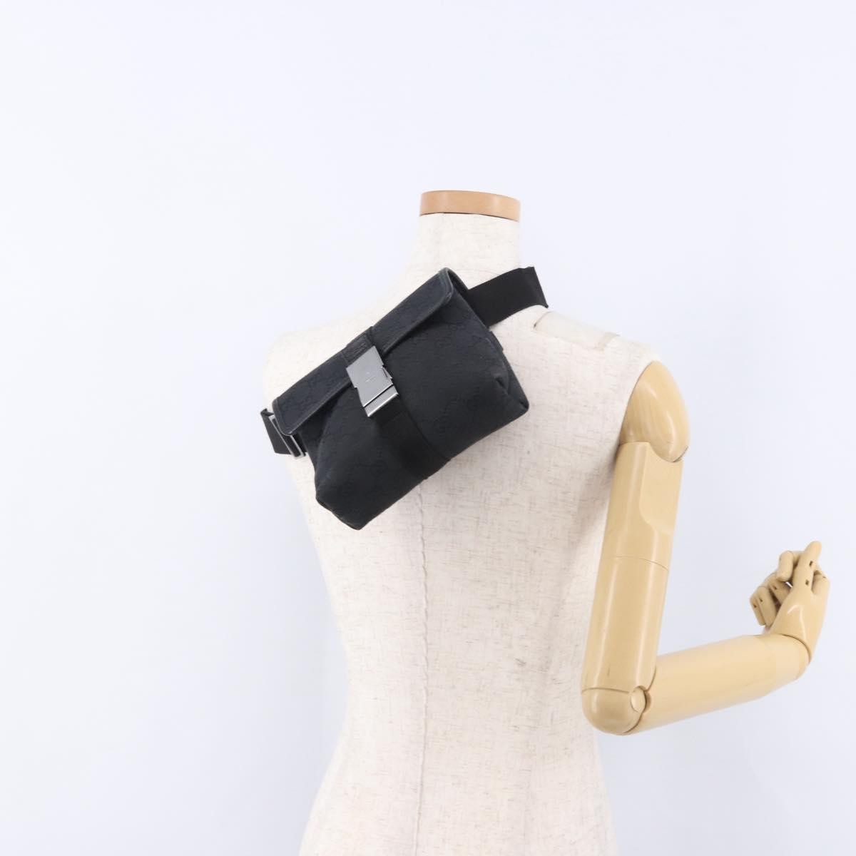 Gucci Buckle Waist Gg Canvas And Leather Black Canvas Clutche & Pouche Bag (Pre-Owned)