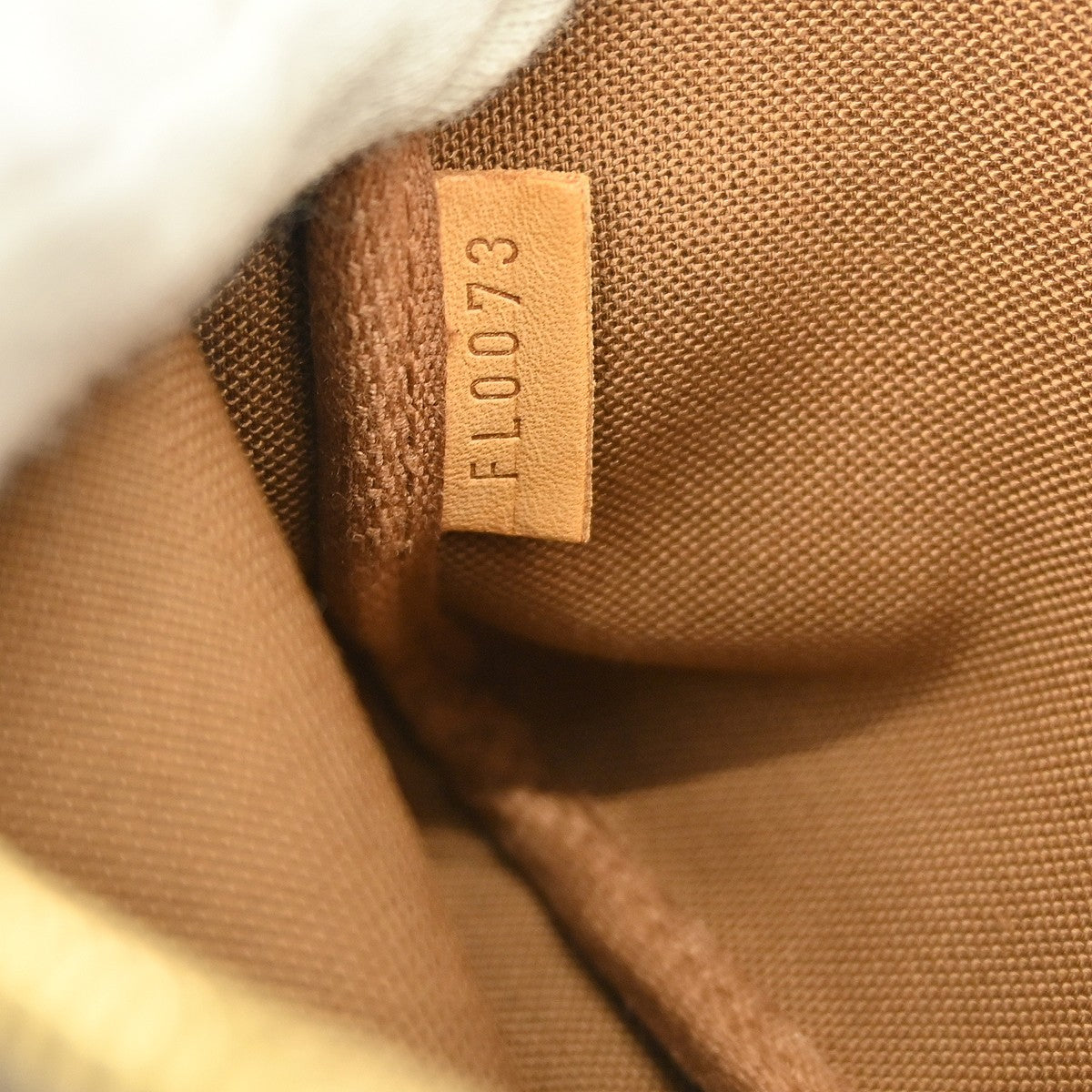 Louis Vuitton Mini Pochette Accessoires Canvas Brown Canvas Clutche & Pouche Bag (Pre-Owned)