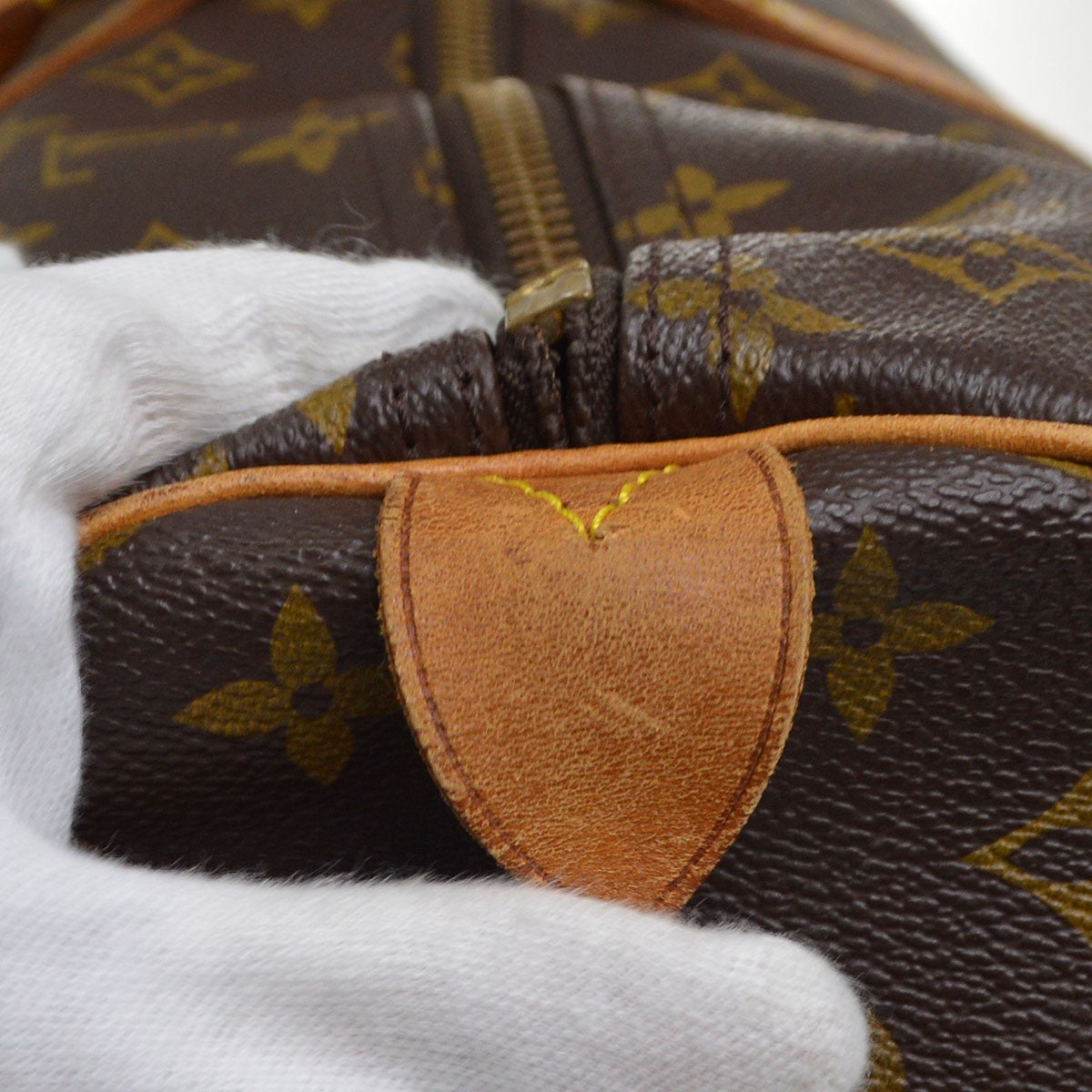 Louis Vuitton Keepall Monogram Canvas Brown Canvas Travel Bag Bag (Pre-Owned)