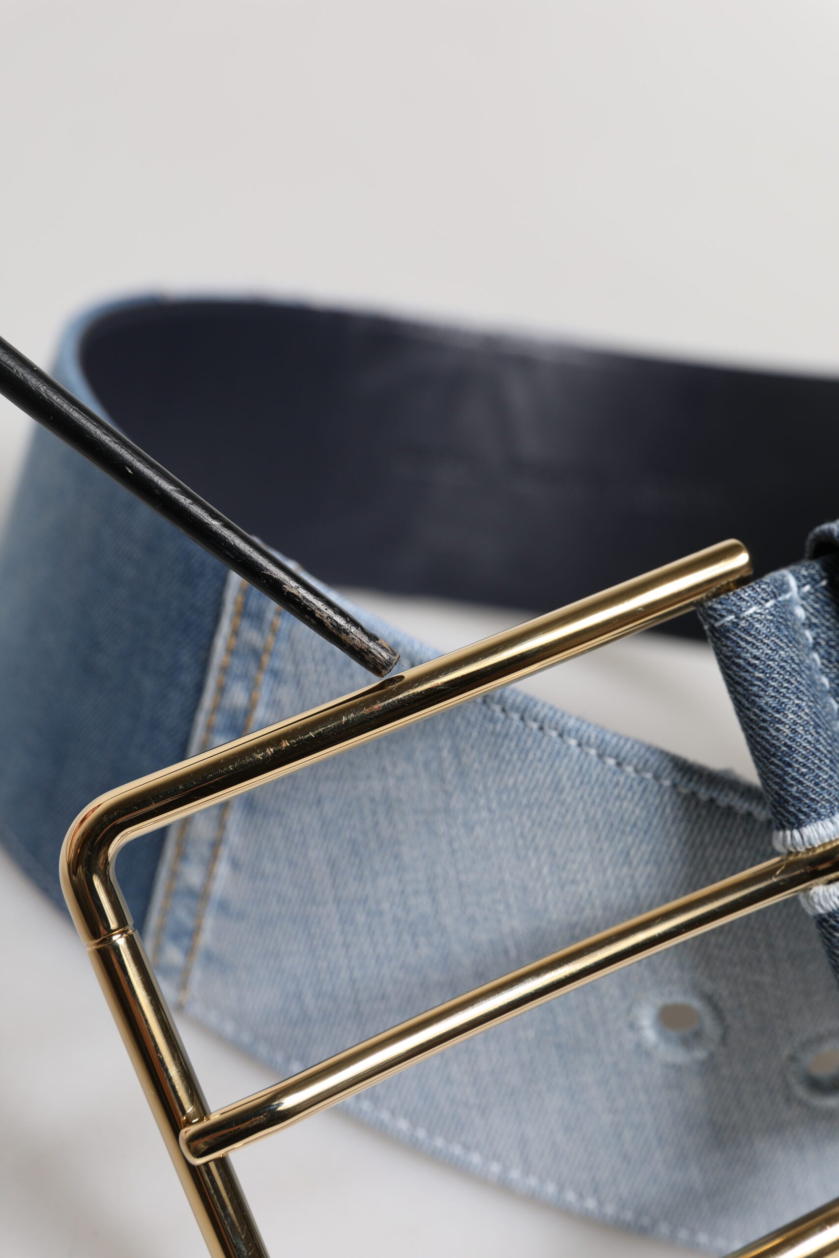 Dolce & Gabbana Two Tone Blue Denim Gold Metal Buckle Women's Belt (Pre-Owned)