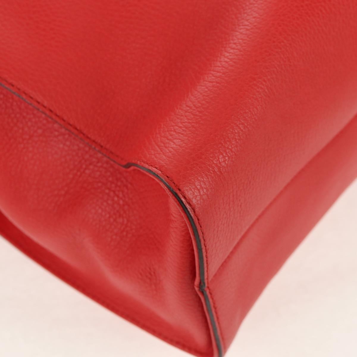 Gucci Grand Prix Interlocking Gg Grainy Leather Red Leather Tote Bag Bag (Pre-Owned)