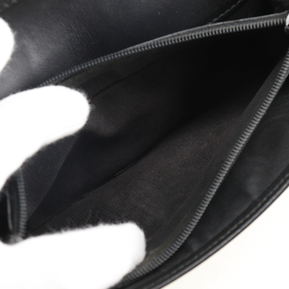 Gucci -- Black Leather Wallet (Pre-Owned)
