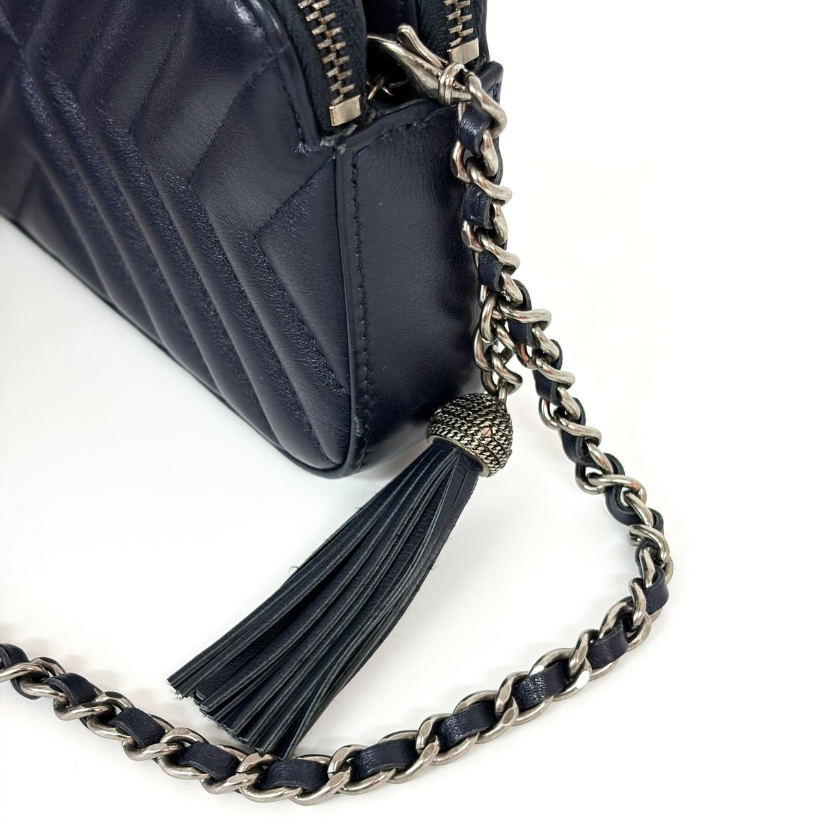 Chanel Cc Double Zip Clutch With Chain Chevron Lambskin Navy Leather Clutche & Pouche Bag (Pre-Owned)