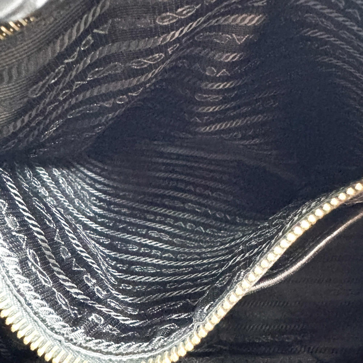 Prada Gaufre Convertible Leather And Tessuto Black Nylon Tote Bag Bag (Pre-Owned)
