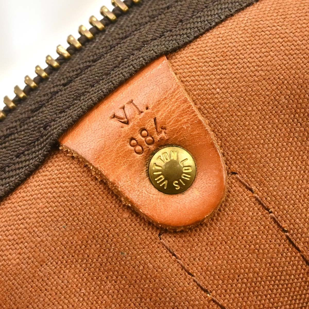 Louis Vuitton Keepall Monogram Canvas Brown Canvas Travel Bag Bag (Pre-Owned)