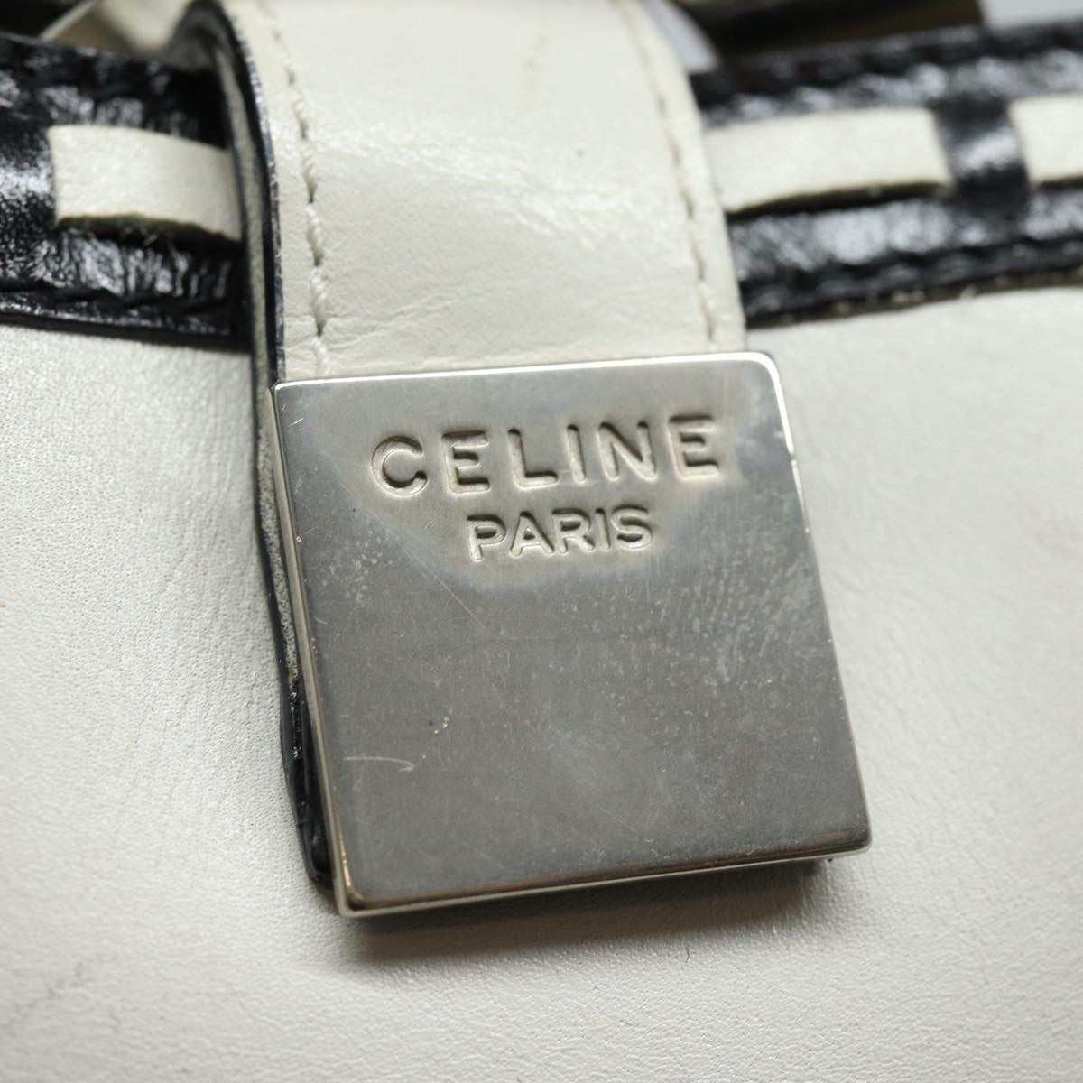 Celine Vintage Circle Logo Leather White Leather Shoulder Bag Bag (Pre-Owned)