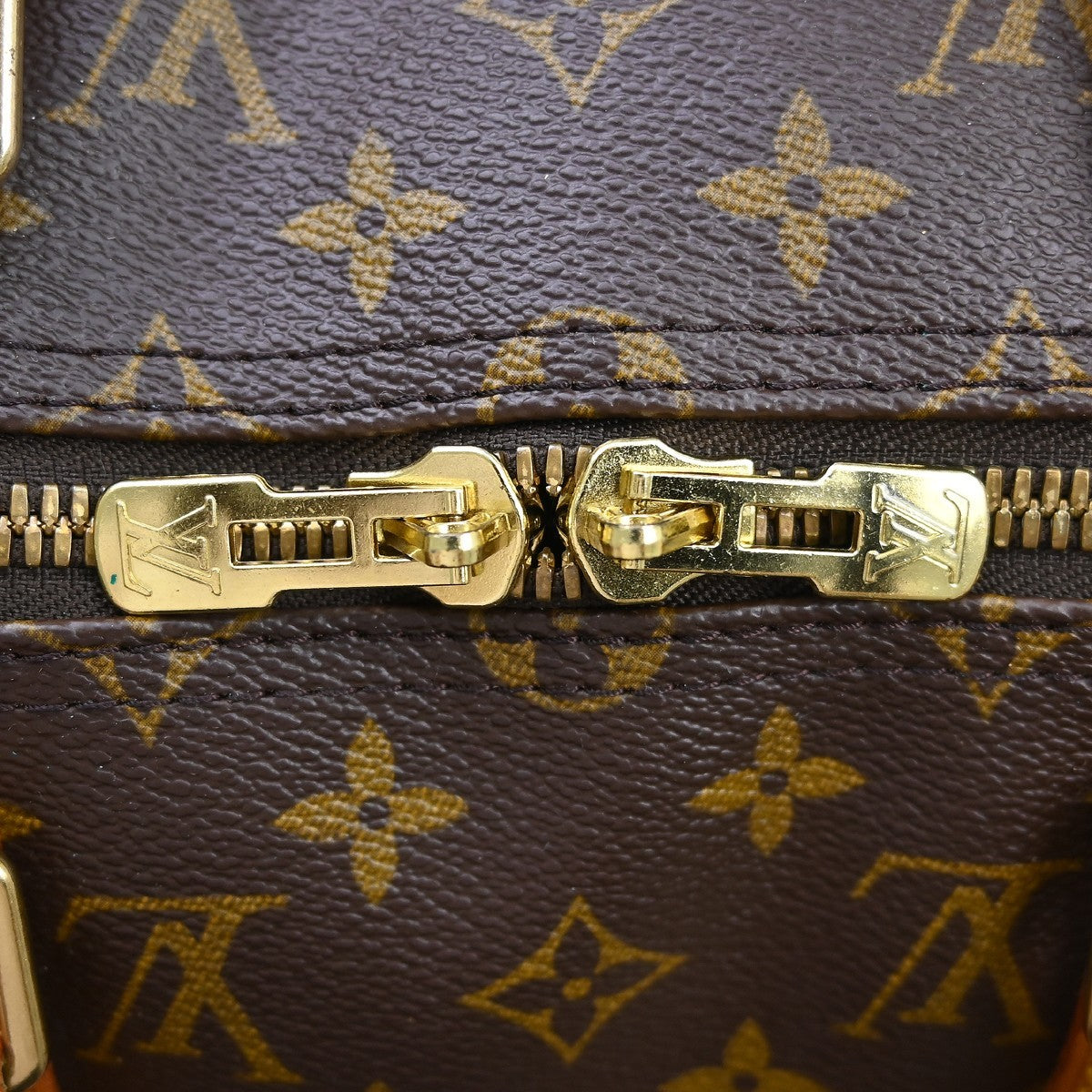 Louis Vuitton Keepall Monogram Canvas Brown Canvas Travel Bag Bag (Pre-Owned)
