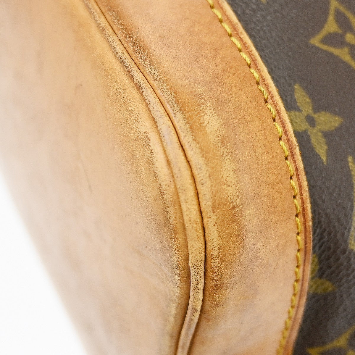 Louis Vuitton Alma Monogram Canvas Brown Canvas Handbag (Pre-Owned)