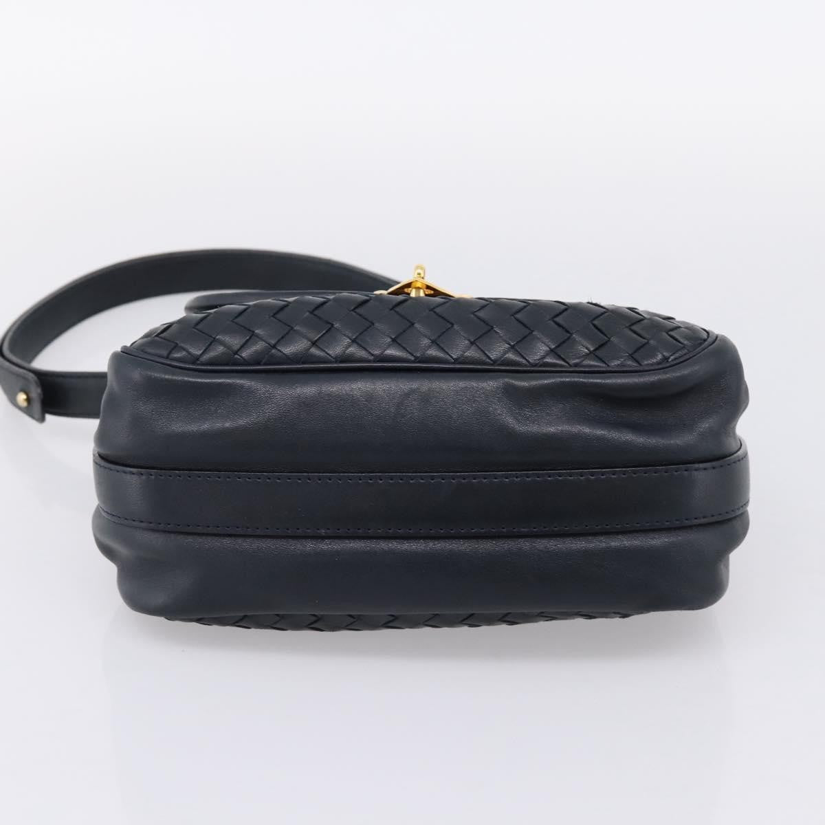 Bottega Veneta Shoulder Leather Black Leather Shoulder Bag Bag (Pre-Owned)