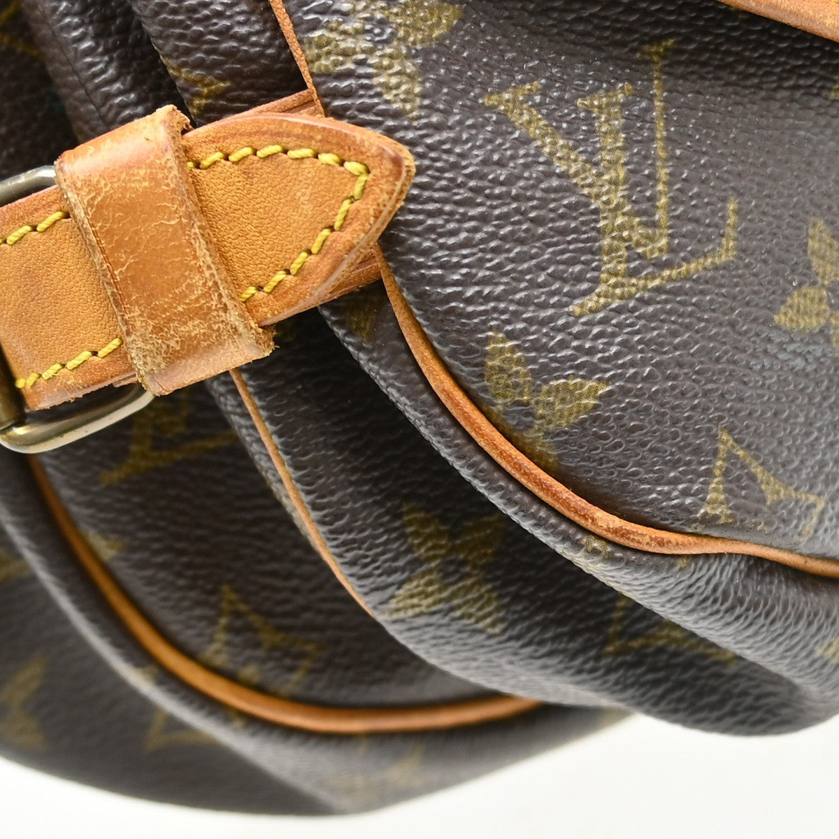 Louis Vuitton Saumur Monogram Canvas Brown Canvas Shoulder Bag Bag (Pre-Owned)