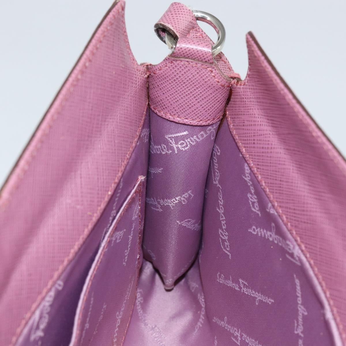 Salvatore Ferragamo Gancini Leather Pink Leather Clutche & Pouche Bag (Pre-Owned)