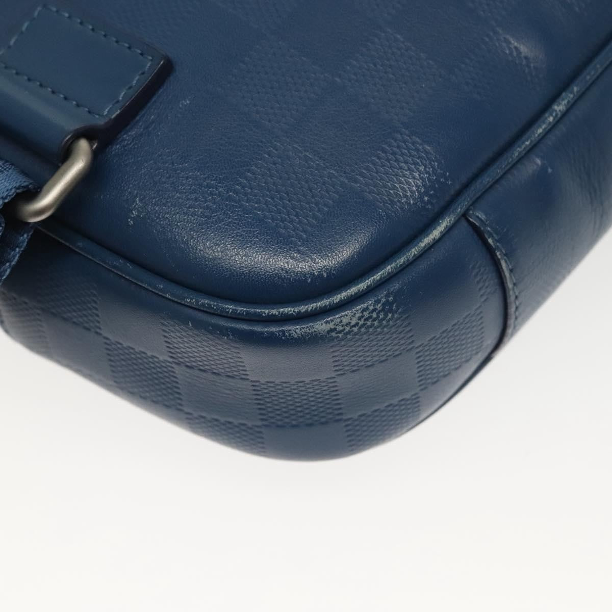 Louis Vuitton Ambler Damier Infini Leather Blue Leather Shoulder Bag Bag (Pre-Owned)