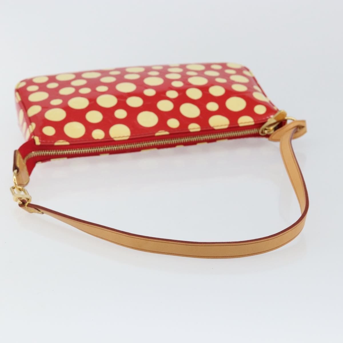 Louis Vuitton Pochette Accessoires Yayoi Kusama Painted Dots Monogram Vernis Red Patent_Leather Clutche & Pouche Bag (Pre-Owned)