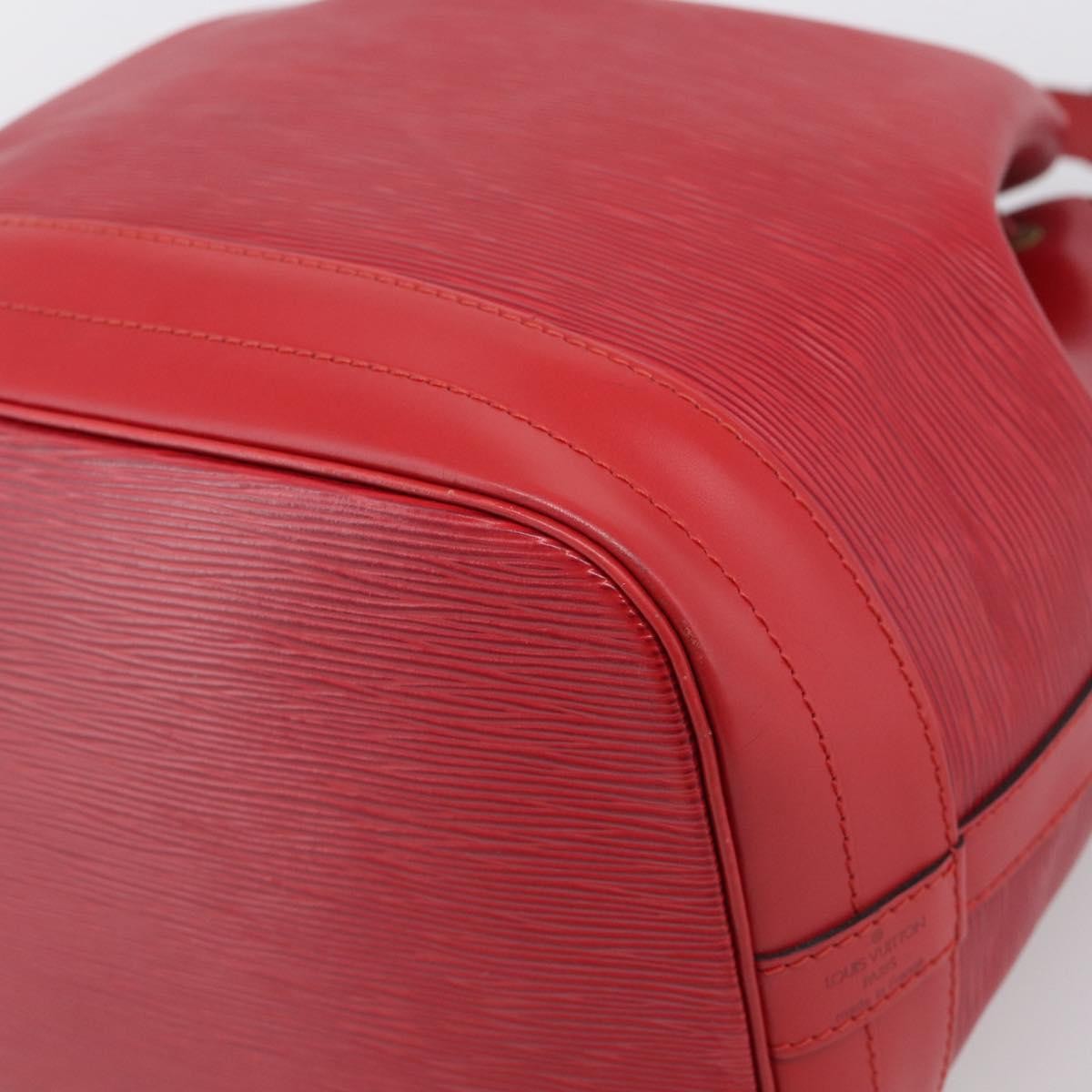 Louis Vuitton Petit Noe Epi Leather Red Leather Handbag (Pre-Owned)