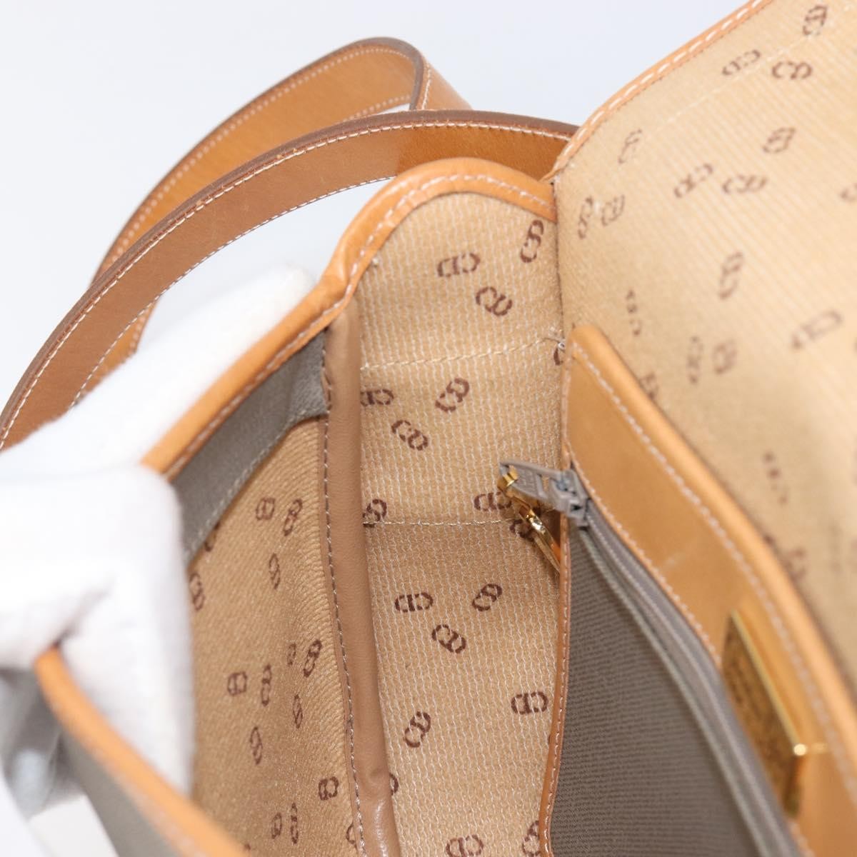 Christian Dior Vintage Cd Logo Canvas And Leather Gray Canvas Shoulder Bag Bag (Pre-Owned)