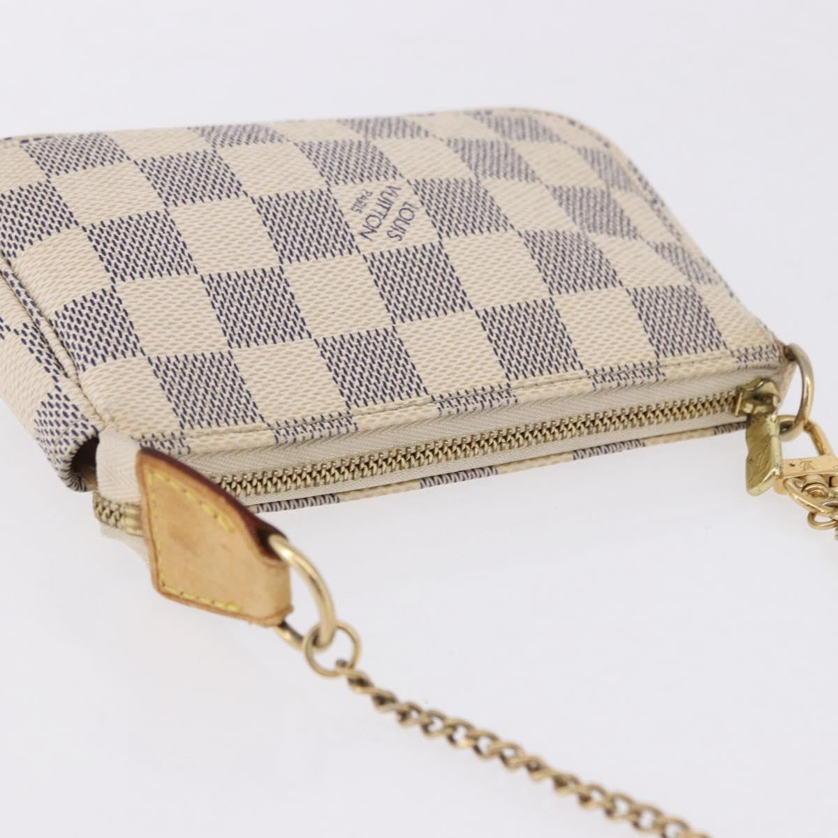 Louis Vuitton Mini Pochette Accessoires Damier Canvas Beige Canvas Clutche & Pouche Bag (Pre-Owned)