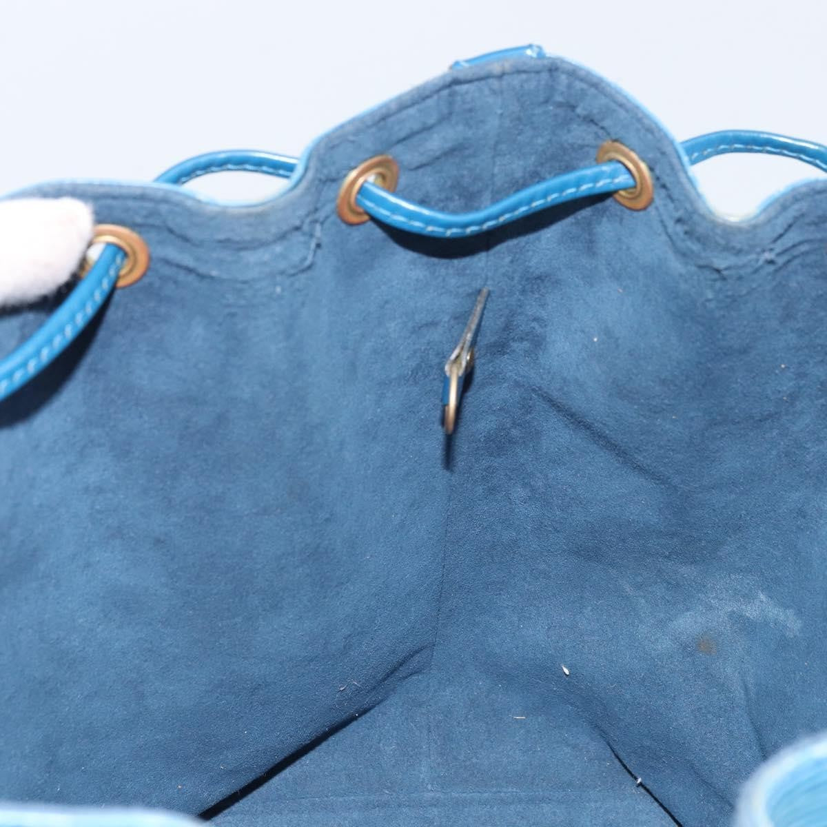 Louis Vuitton Petit Noe Epi Leather Blue Leather Shoulder Bag Bag (Pre-Owned)