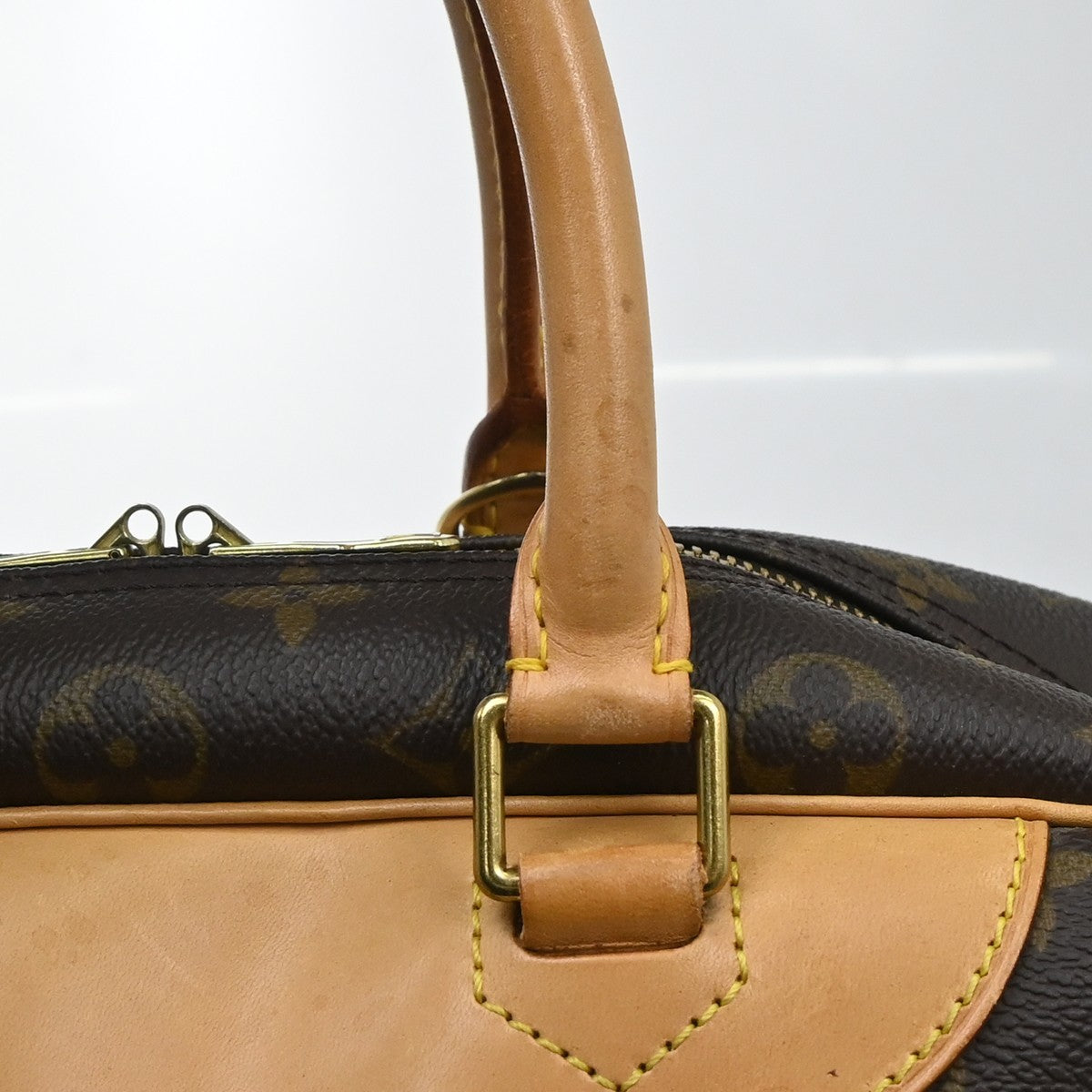 Louis Vuitton Deauville Monogram Canvas Brown Canvas Handbag (Pre-Owned)