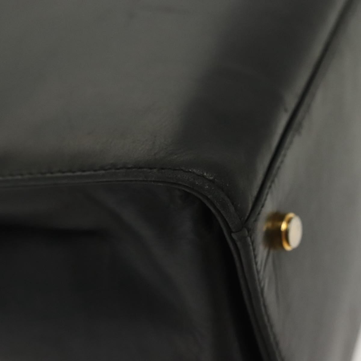 Salvatore Ferragamo Gancini Leather Black Leather Shoulder Bag Bag (Pre-Owned)