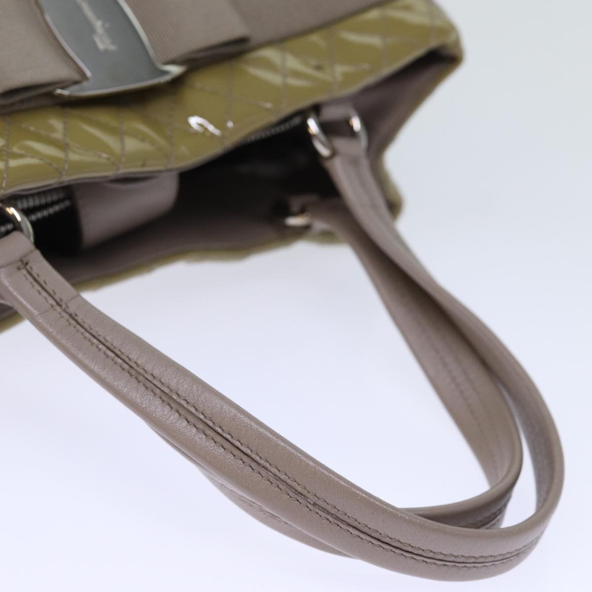 Salvatore Ferragamo Vala Patent Leather Beige Patent_Leather Handbag (Pre-Owned)