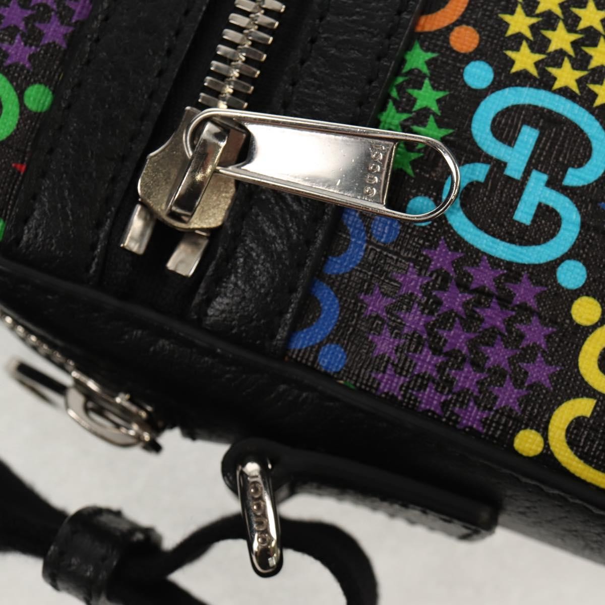 Gucci Front Zip Messenger Psychedelic Print Gg Coated Canvas Multicolour Canvas Shoulder Bag Bag (Pre-Owned)