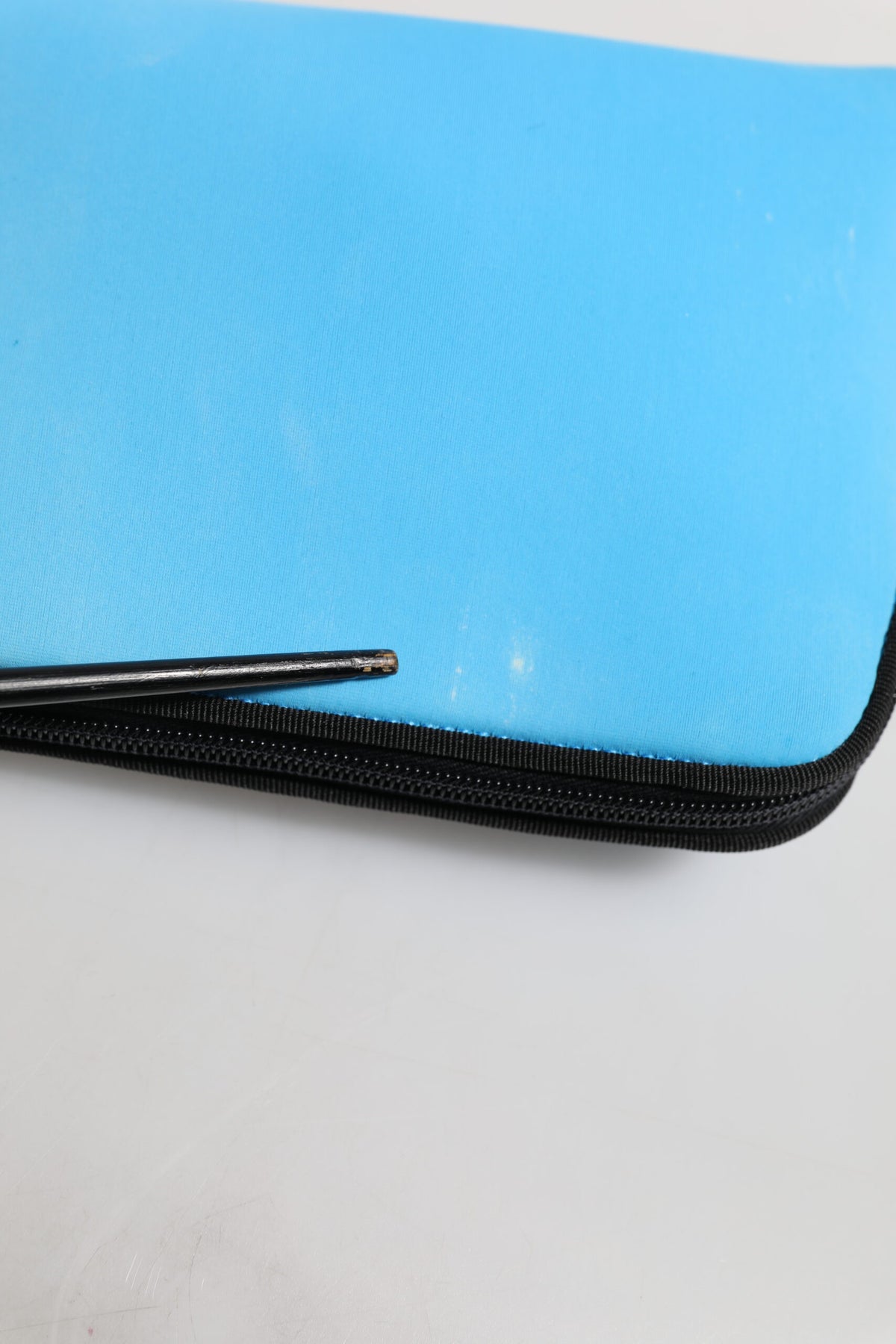 Dolce & Gabbana Blue Nylon DG Logo Print Clutch Zip Pouch Women's Bag (Pre-Owned)