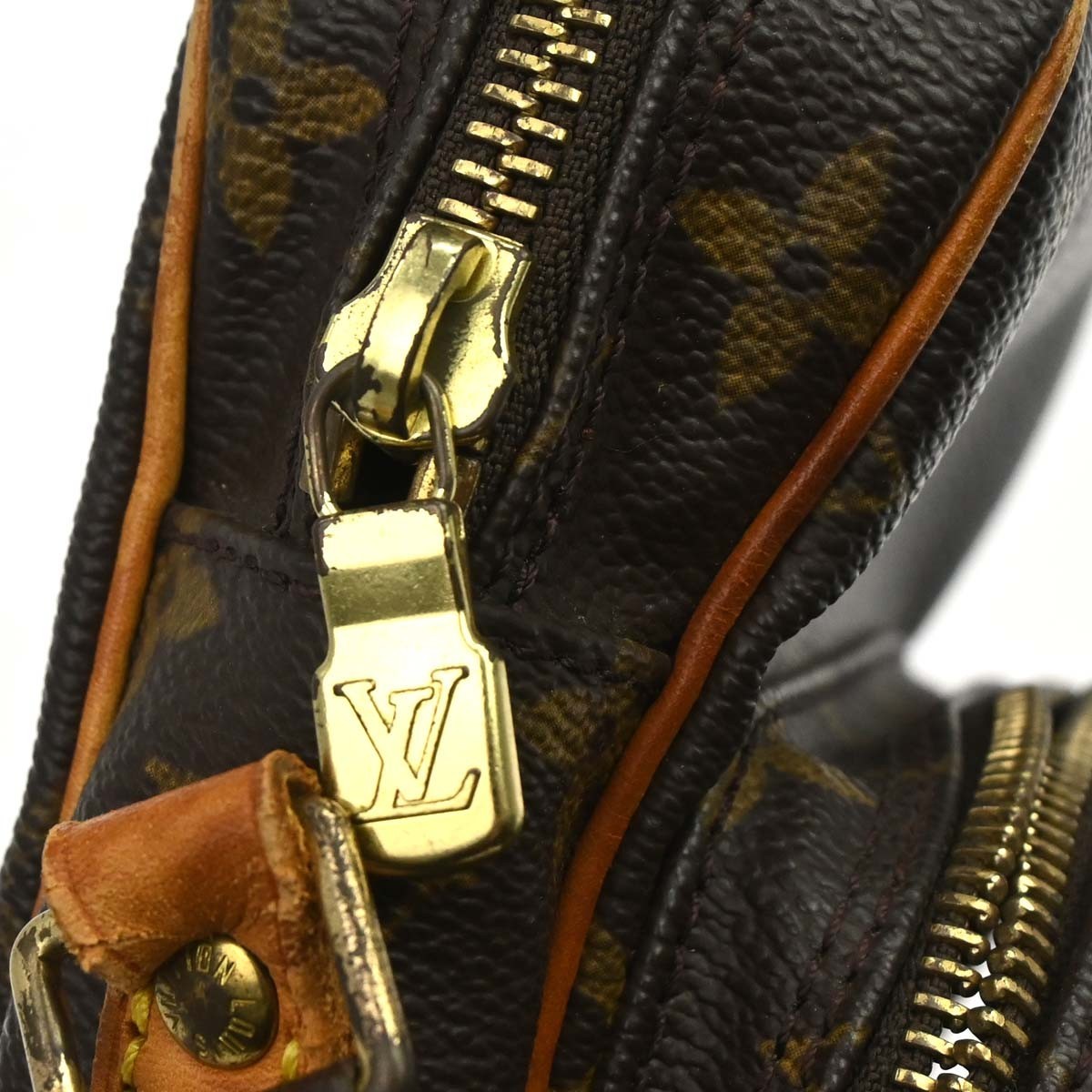 Louis Vuitton Amazone Monogram Canvas Brown Canvas Shoulder Bag Bag (Pre-Owned)