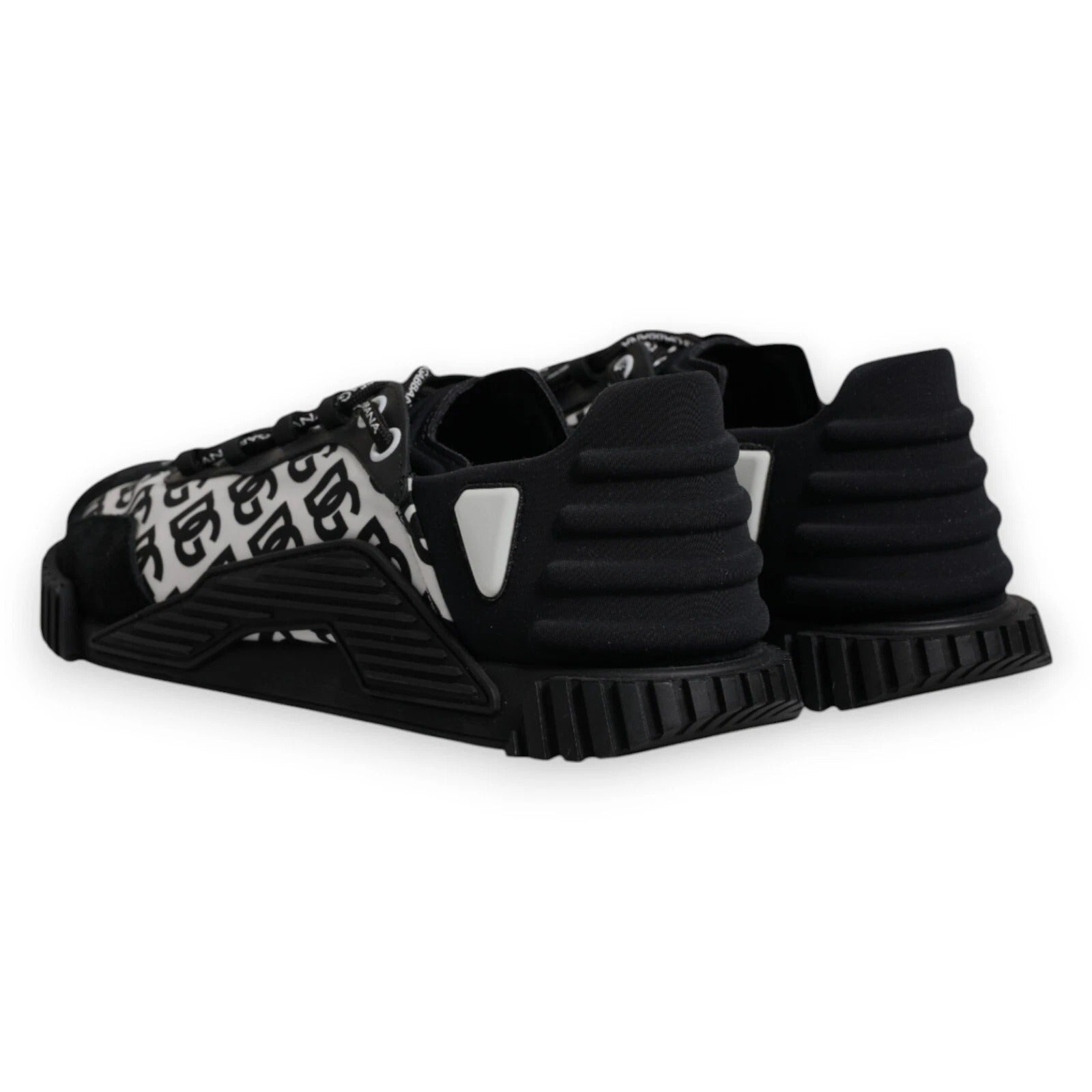 Dolce & Gabbana Black Logo Lace Up Low Top NS1 Men's Sneakers (Pre-Owned)