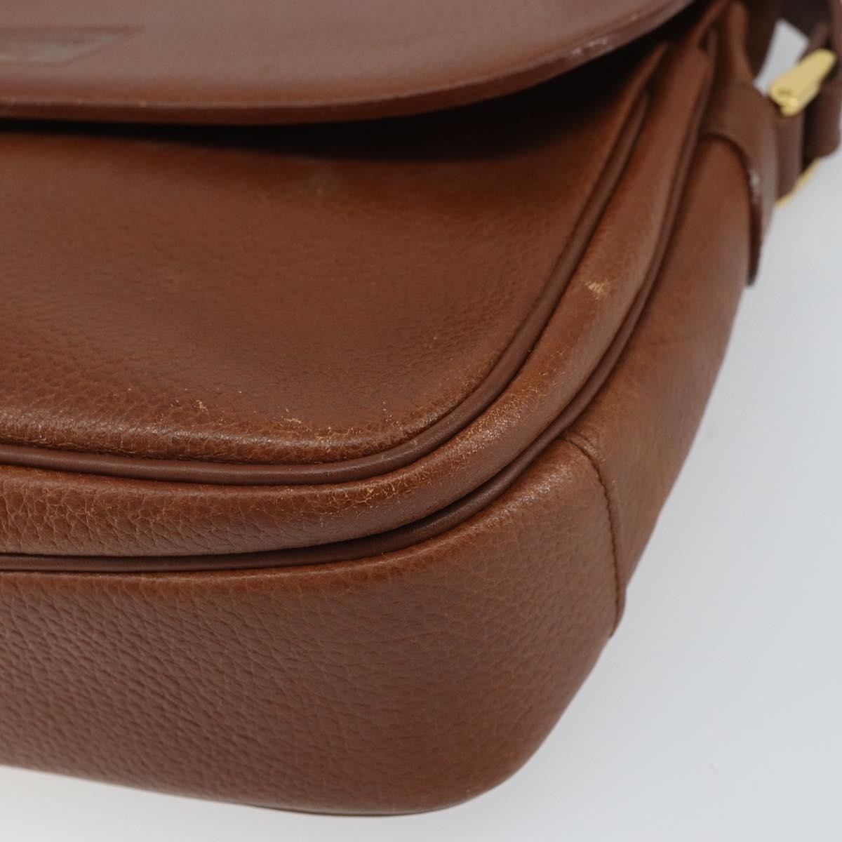 Burberry Vintage Leather Brown Leather Shoulder Bag Bag (Pre-Owned)