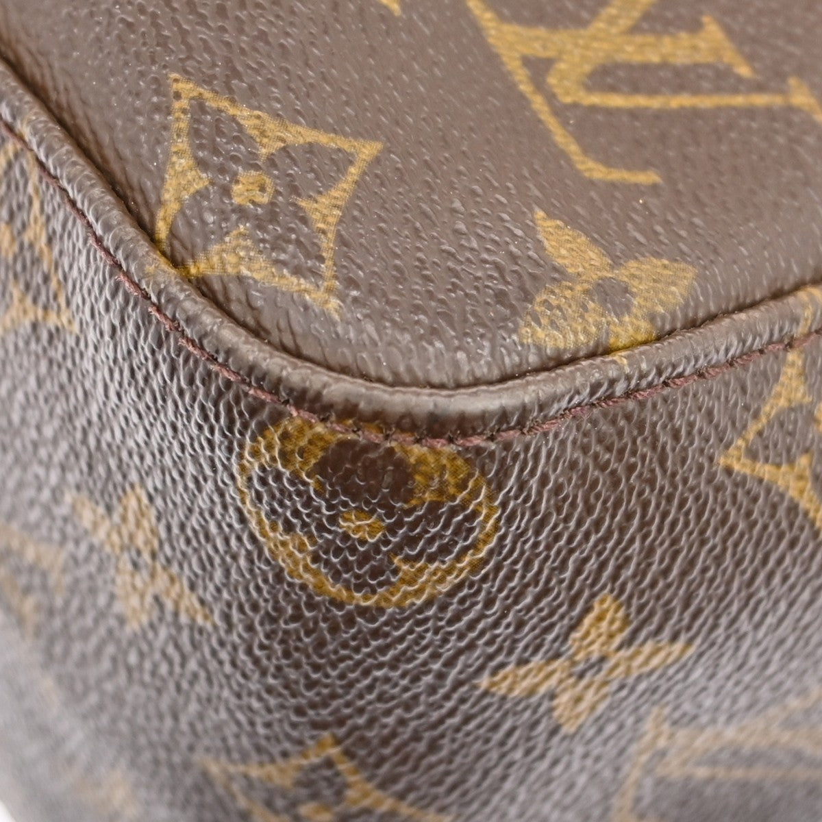 Louis Vuitton Looping Monogram Canvas Brown Canvas Handbag (Pre-Owned)