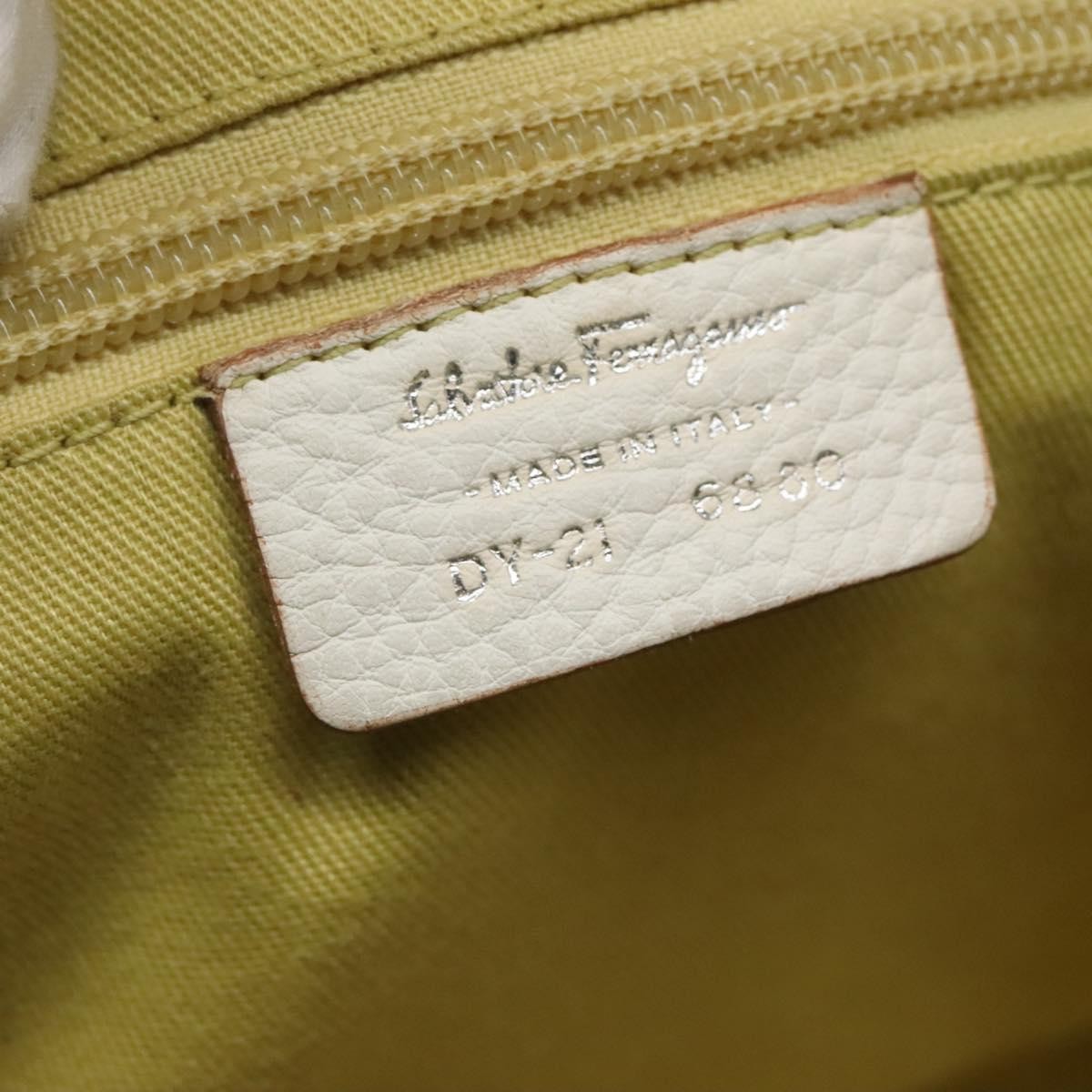 Salvatore Ferragamo Gancini Buckle Leather White Leather Shoulder Bag Bag (Pre-Owned)