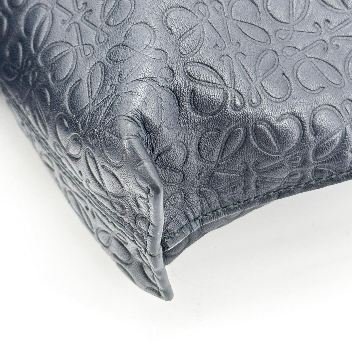 Loewe T Pouch Anagram Embossed Patent Black Leather Clutche & Pouche Bag (Pre-Owned)