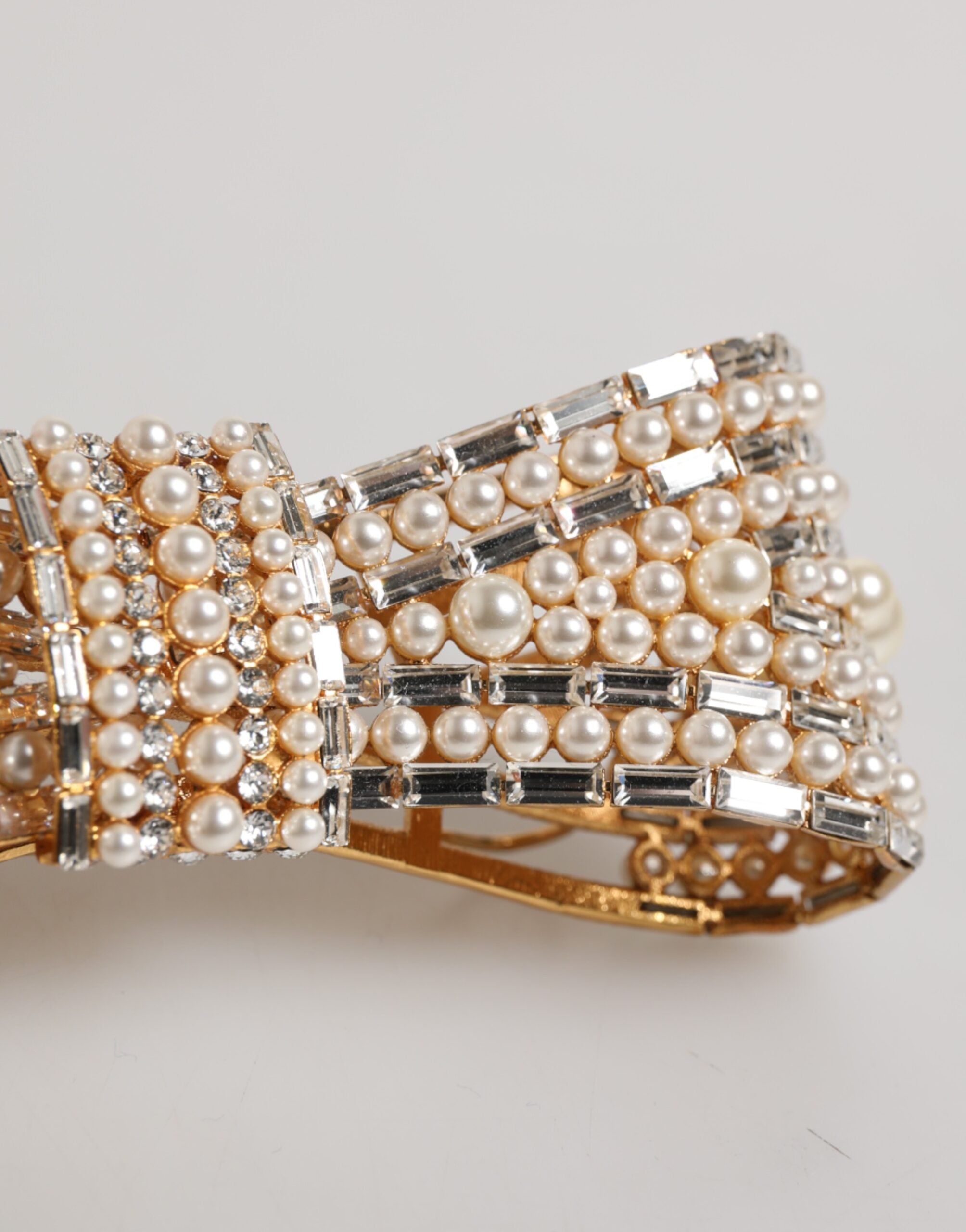 Dolce & Gabbana Gold Tone Brass Bow Crystal Faux Pearl Embellished Women's Brooch (Pre-Owned)